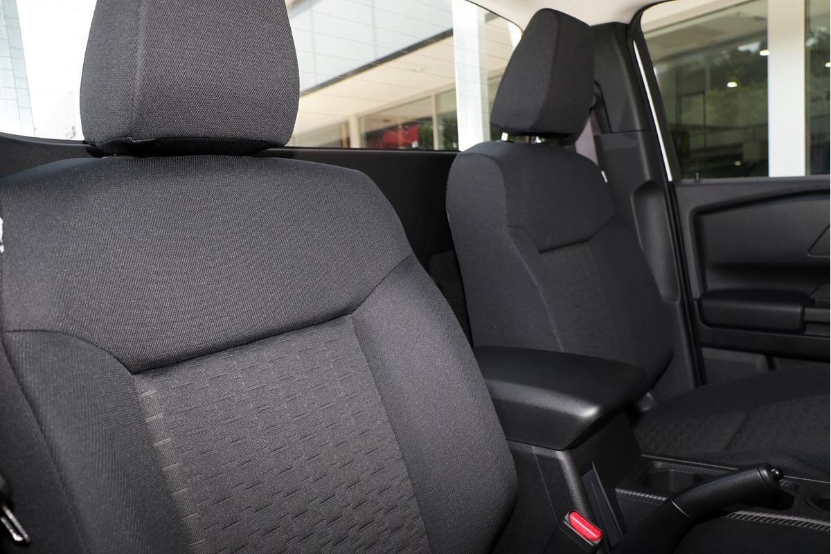 2025 Mitsubishi Triton GLX MV Rear Wheel Drive