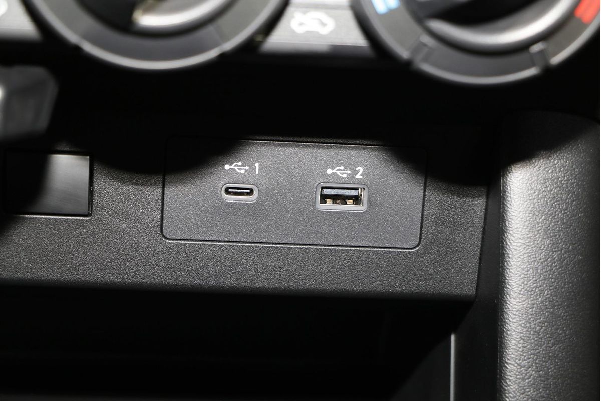 2025 Mitsubishi Triton GLX MV Rear Wheel Drive