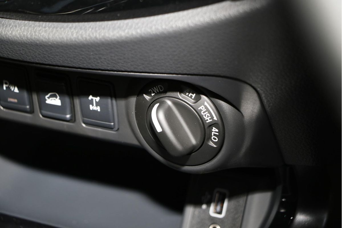 2025 Nissan Navara PRO-4X D23 4X4