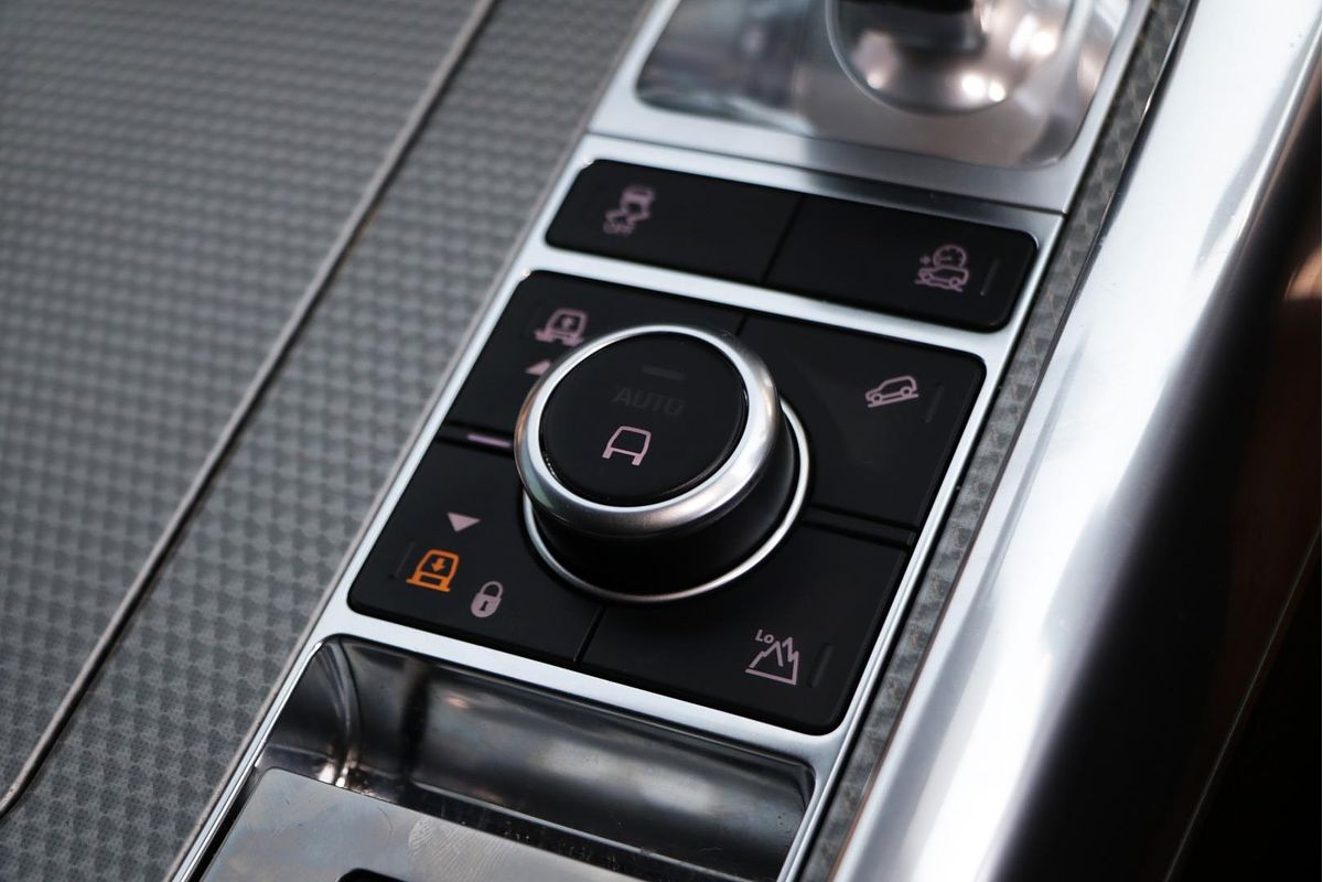 2018 Land Rover Range Rover Sport SDV6 HSE Dynamic L494