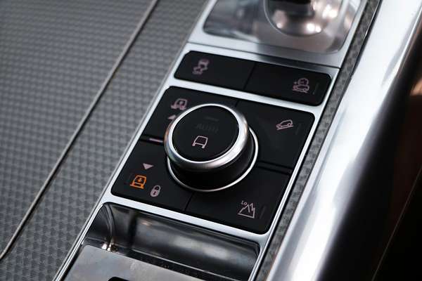 2018 Land Rover Range Rover Sport SDV6 HSE Dynamic L494