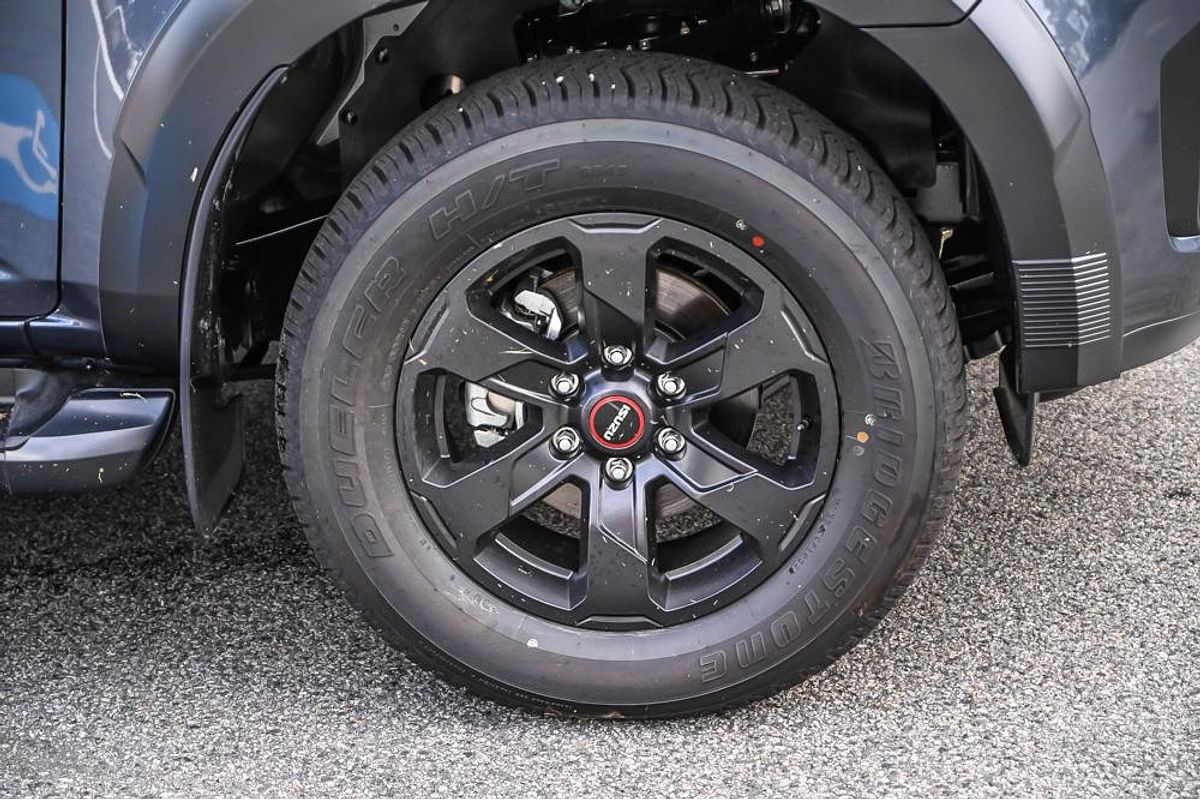 2025 Isuzu D-MAX X-TERRAIN 4X4