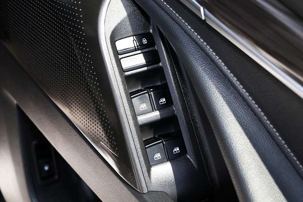 2021 LDV D90 Executive SV9A