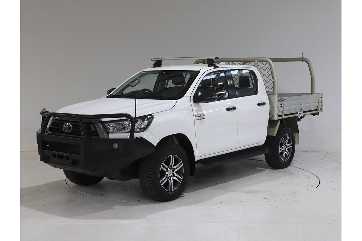 Hilux 4x4 SR 2.8L T Diesel Automatic Double Cab C/C Hilux 4x4 SR 2.8L T Diesel Automatic Double Cab C/C