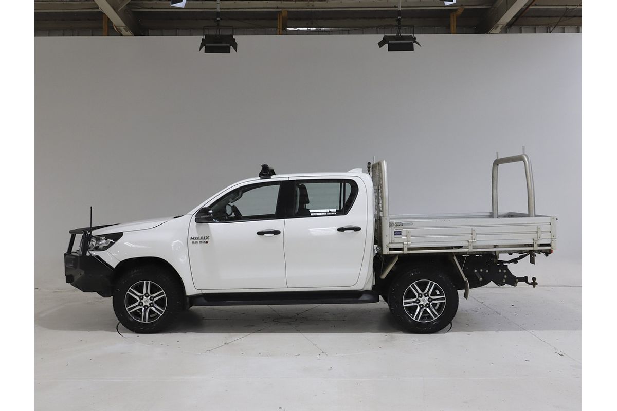 Hilux 4x4 SR 2.8L T Diesel Automatic Double Cab C/C Hilux 4x4 SR 2.8L T Diesel Automatic Double Cab C/C