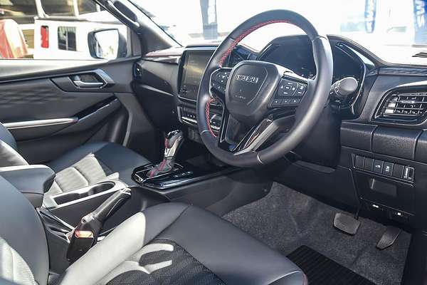 2025 Isuzu D-MAX X-TERRAIN 4X4
