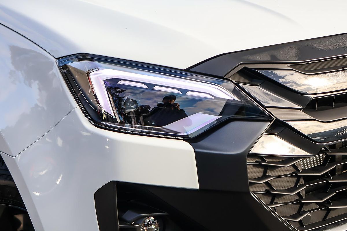 2025 Isuzu D-MAX X-RIDER 4X4