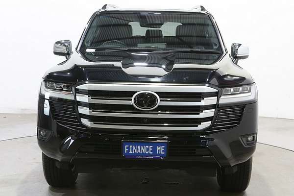 2022 Toyota Landcruiser Sahara FJA300R