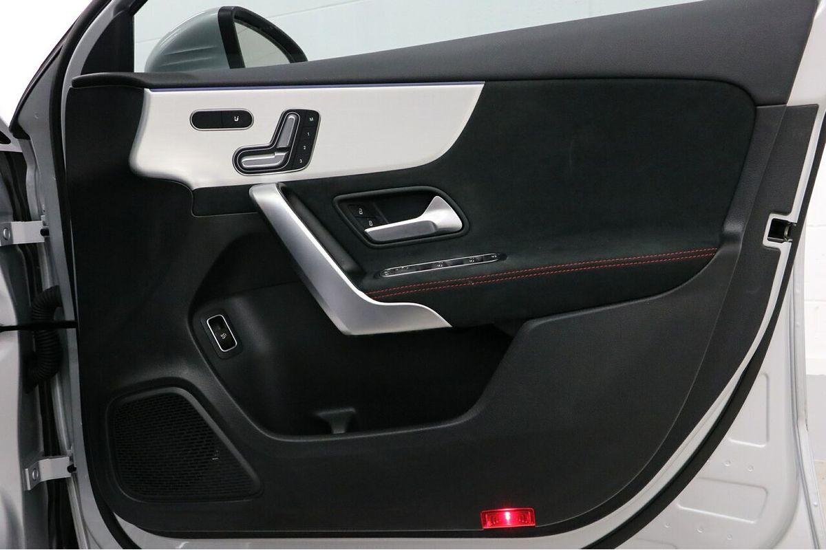 2023 Mercedes-Benz A-Class A250 V177