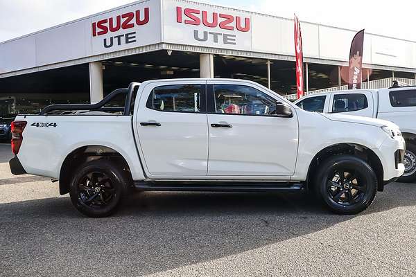 2025 Isuzu D-MAX X-RIDER 4X4