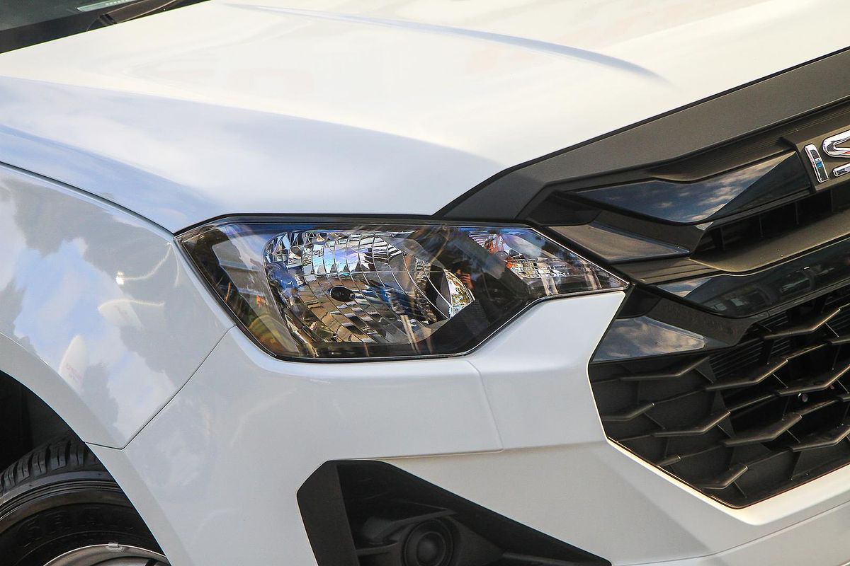 2025 Isuzu D-MAX SX High Ride Rear Wheel Drive