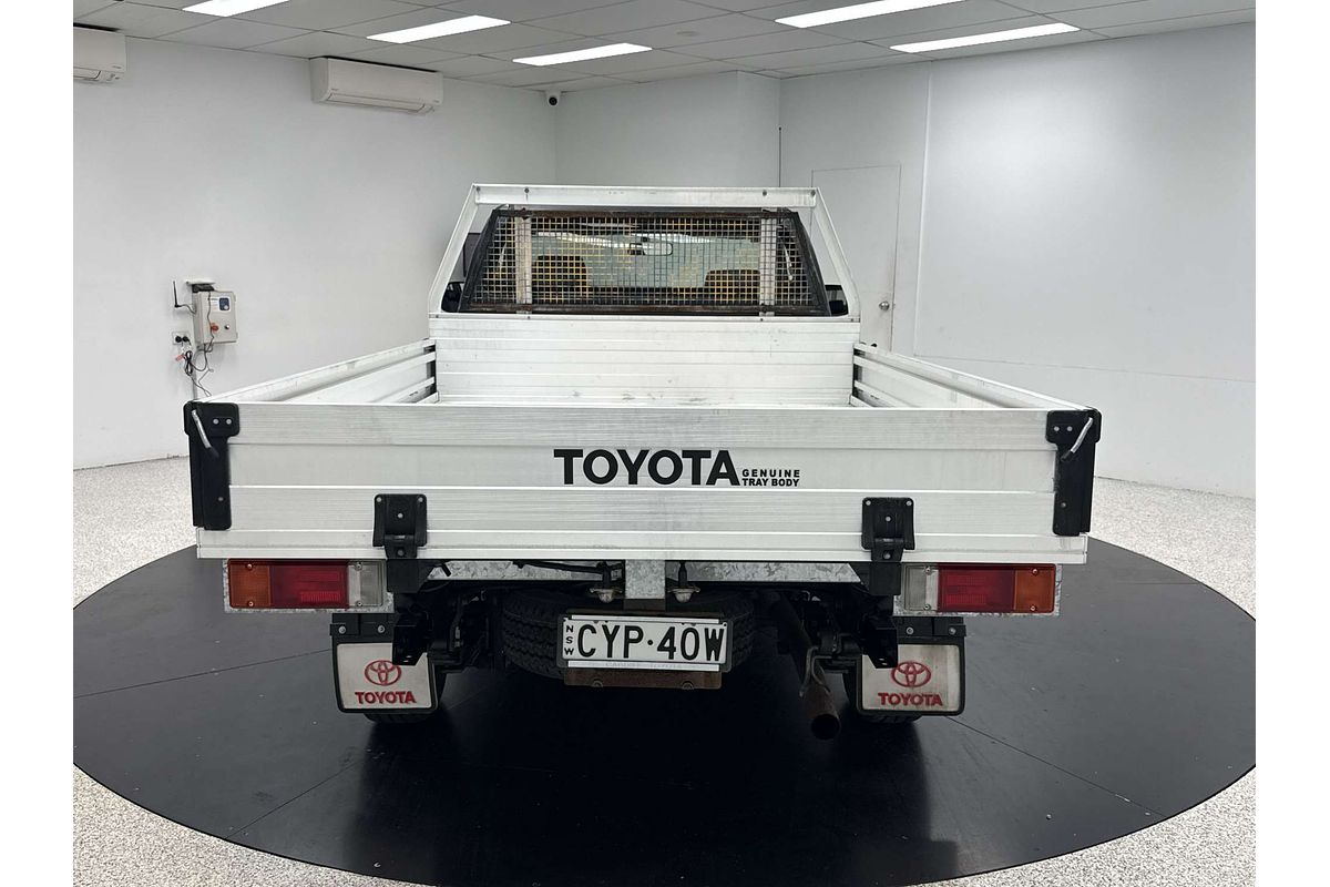 2015 Toyota Hilux Workmate TGN16R Rear Wheel Drive