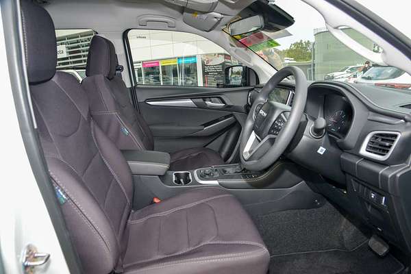 2024 Isuzu MU-X LS-M