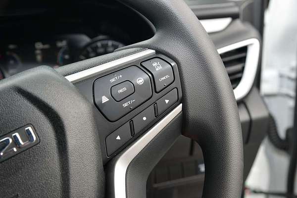 2024 Isuzu MU-X LS-M