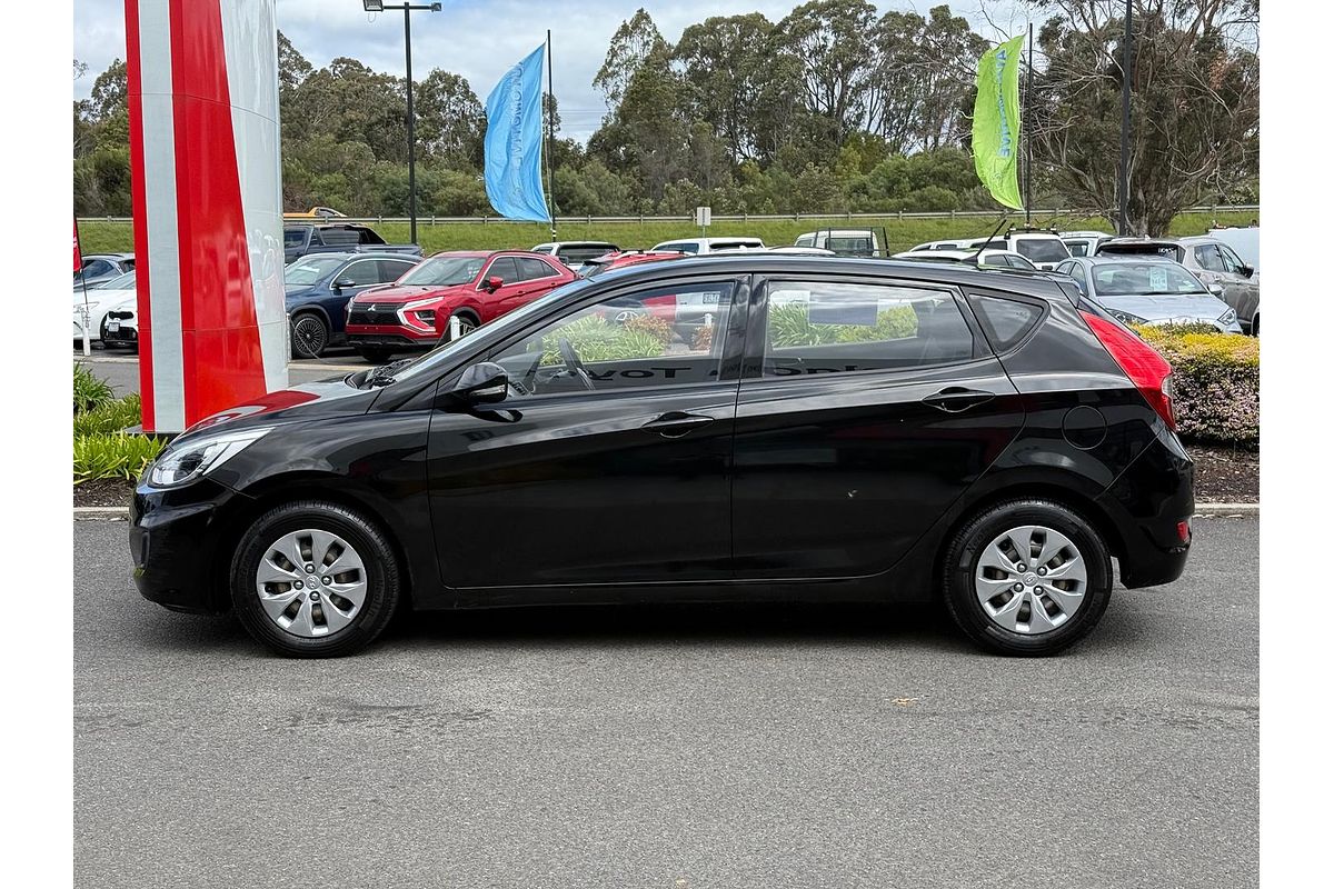 2016 Hyundai Accent Active RB4