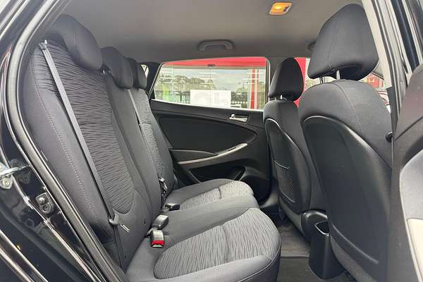 2016 Hyundai Accent Active RB4