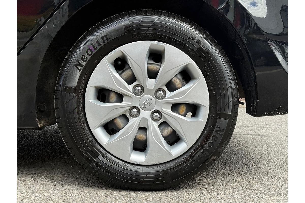 2016 Hyundai Accent Active RB4
