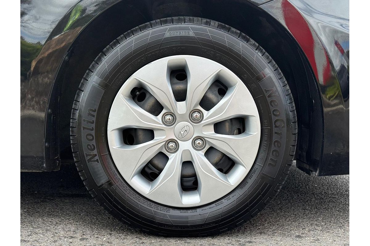 2016 Hyundai Accent Active RB4