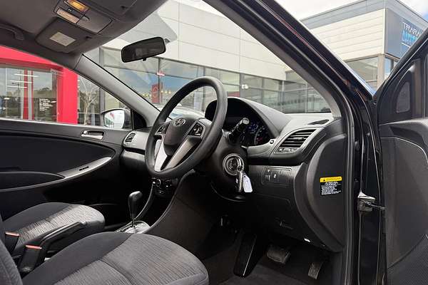 2016 Hyundai Accent Active RB4