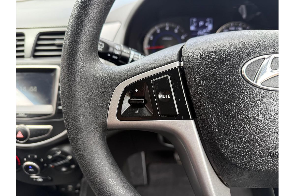 2016 Hyundai Accent Active RB4