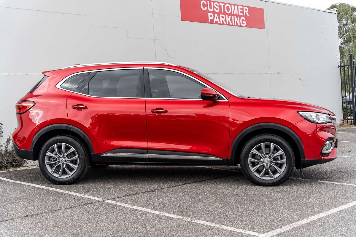 2022 MG HS Vibe SAS23