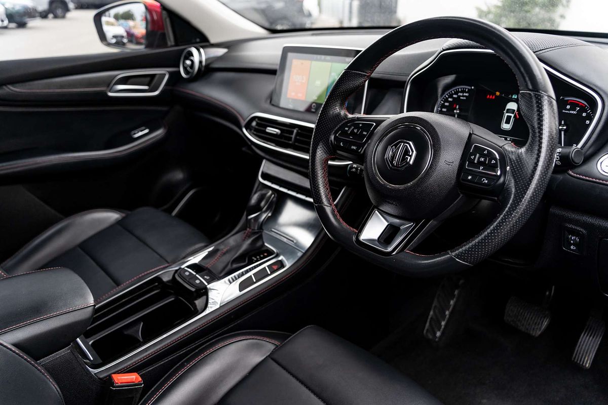 2022 MG HS Vibe SAS23