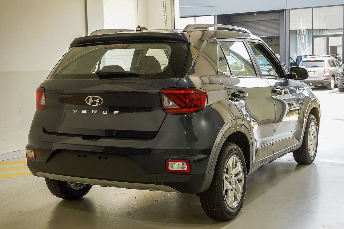 2025 Hyundai Venue  QX.V5
