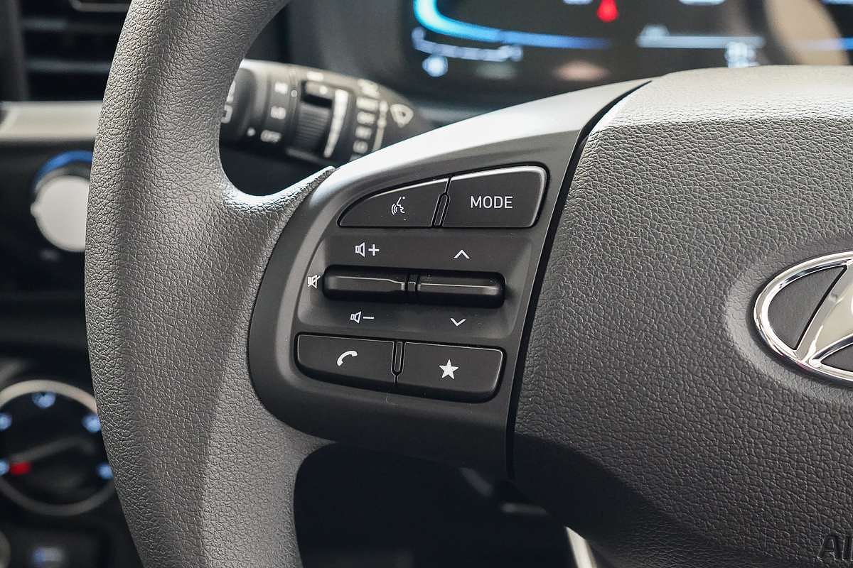 2025 Hyundai Venue  QX.V5