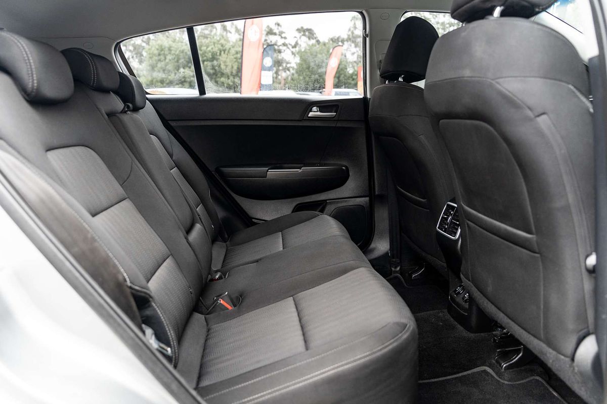 2020 Kia Sportage S QL