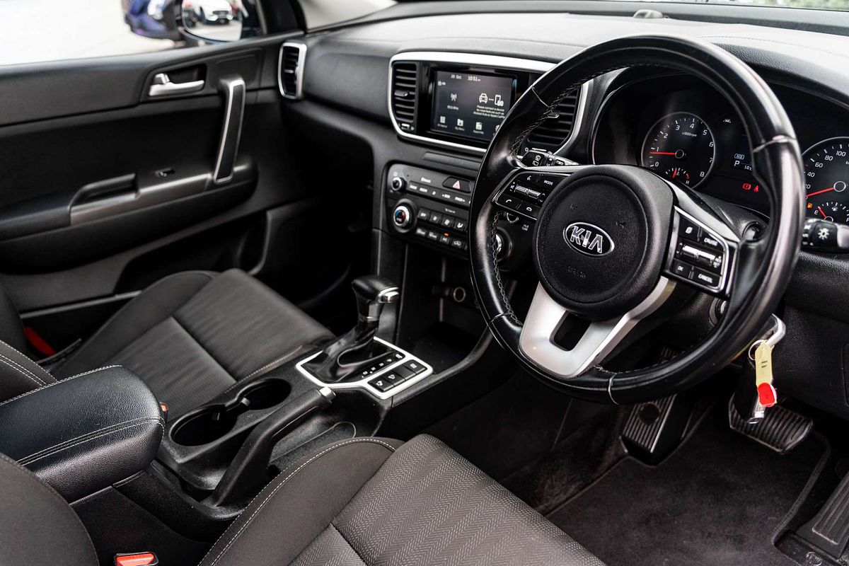 2020 Kia Sportage S QL