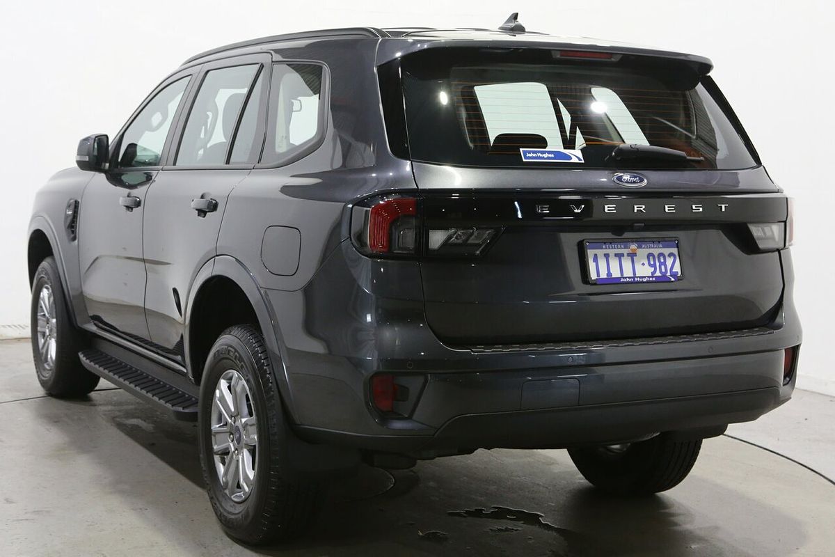 2023 Ford Everest Ambiente 2.0L