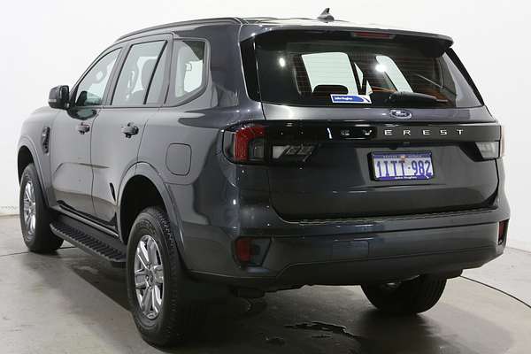2023 Ford Everest Ambiente 2.0L