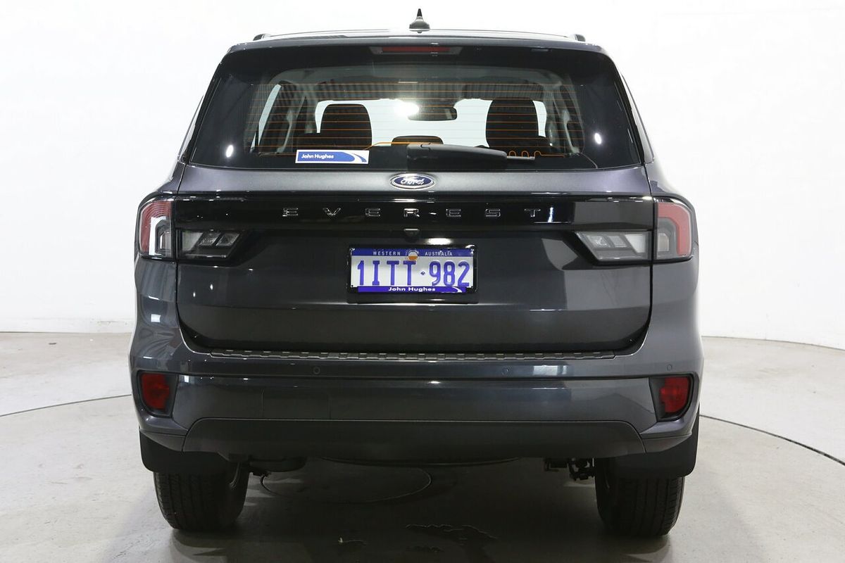 2023 Ford Everest Ambiente 2.0L