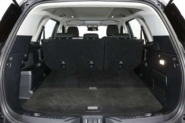 2023 Ford Everest Ambiente 2.0L