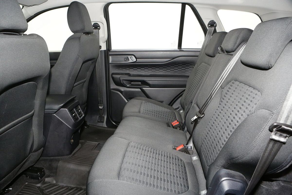 2023 Ford Everest Ambiente 2.0L