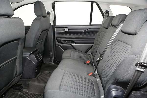 2023 Ford Everest Ambiente 2.0L