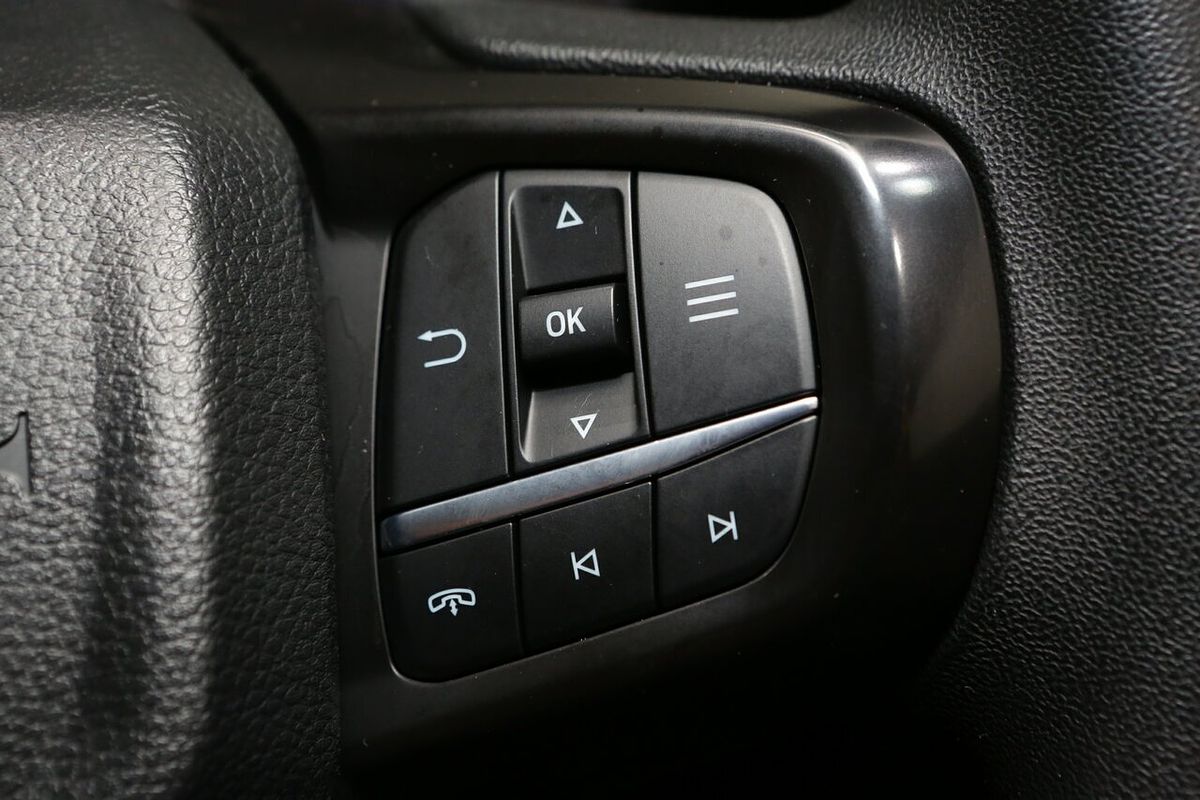 2023 Ford Everest Ambiente 2.0L