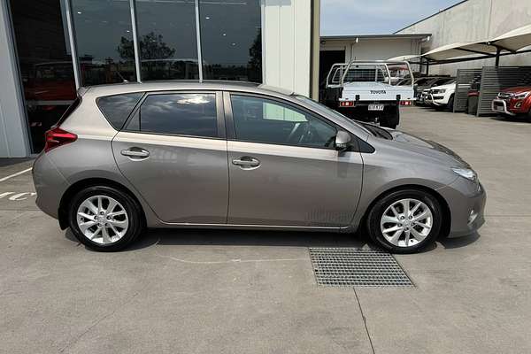 2014 Toyota Corolla Ascent Sport ZRE182R