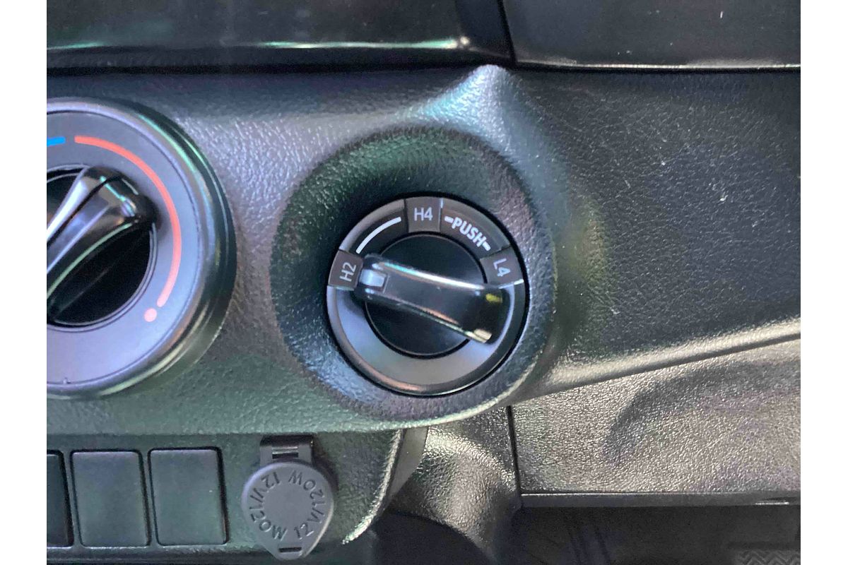 2020 Toyota Hilux Workmate GUN125R 4X4