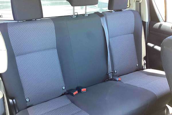 2020 Toyota Hilux Workmate GUN125R 4X4