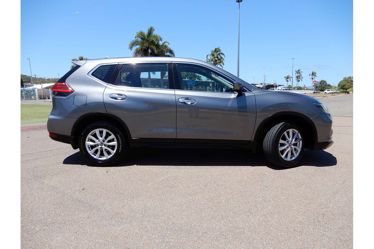 2017 Nissan X-TRAIL ST T32