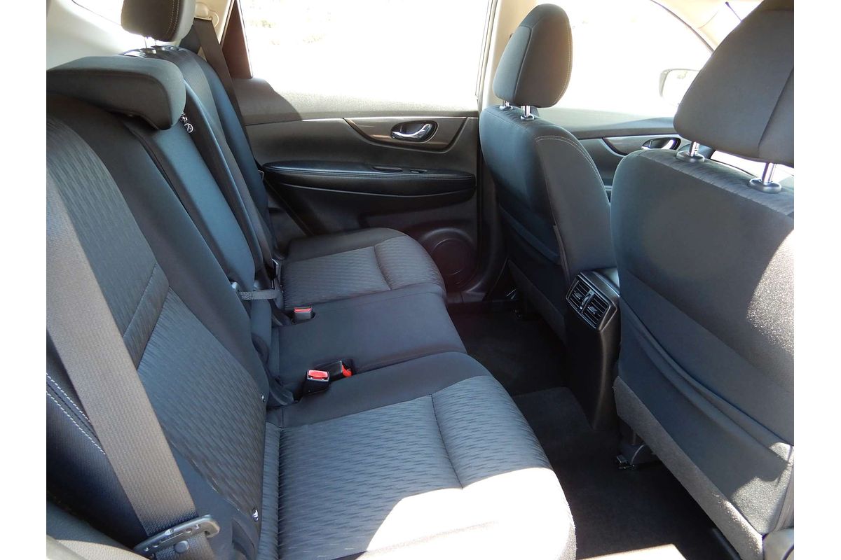2017 Nissan X-TRAIL ST T32