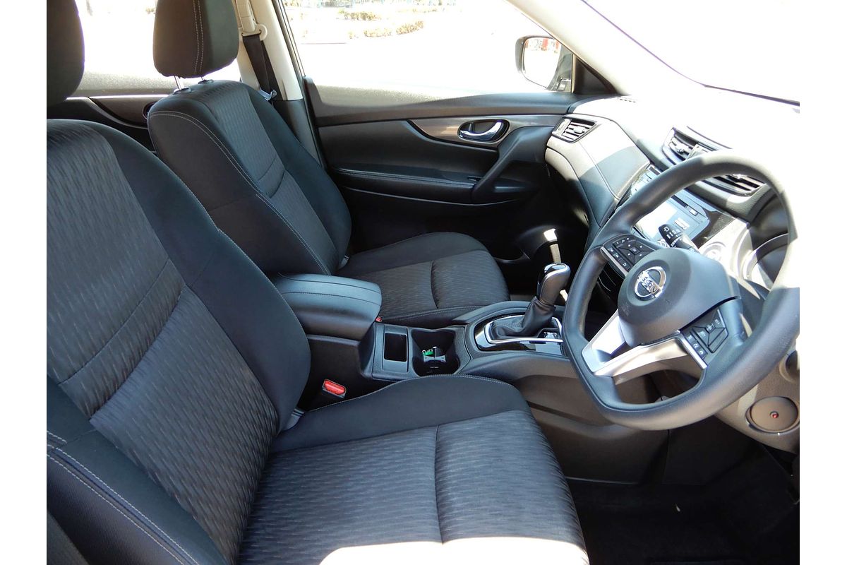 2017 Nissan X-TRAIL ST T32