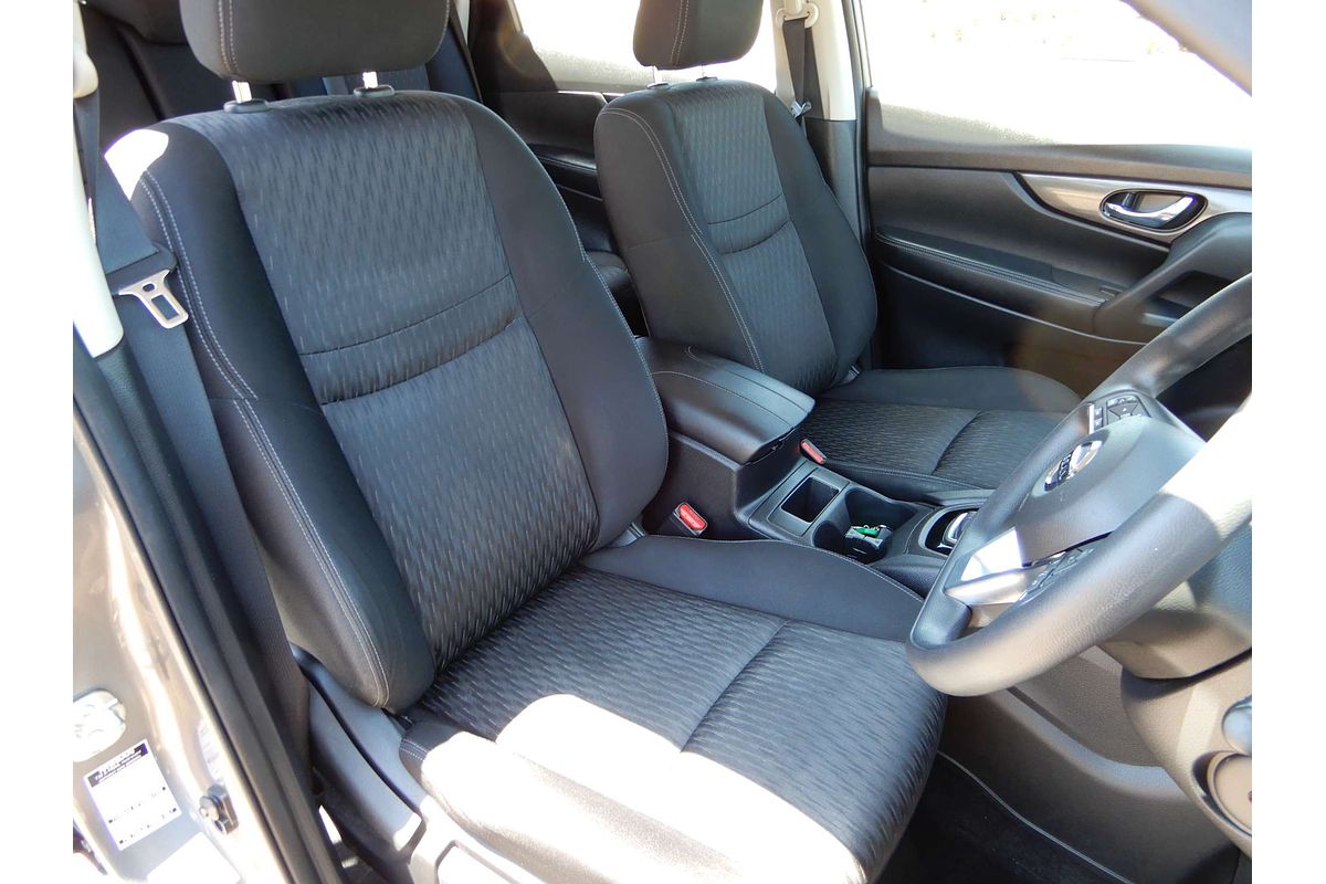 2017 Nissan X-TRAIL ST T32