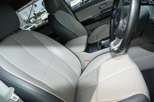 2015 Kia Carnival Platinum YP