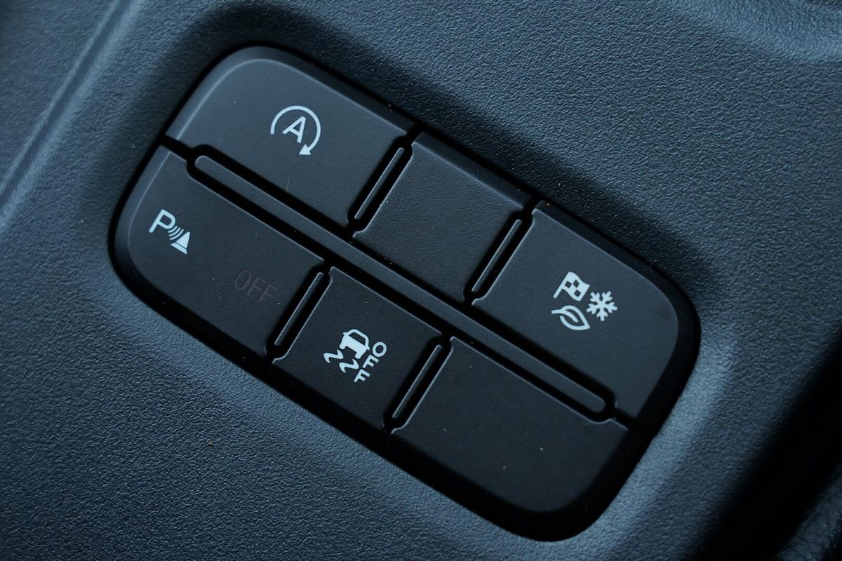 2023 Ford Everest Sport 2.0L