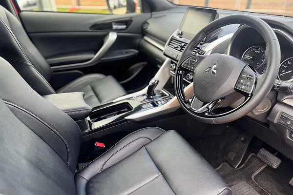 2024 Mitsubishi Eclipse Cross PHEV XLS PLUS YB