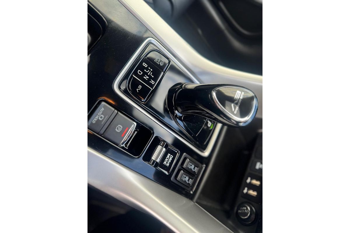 2024 Mitsubishi Eclipse Cross PHEV XLS PLUS YB