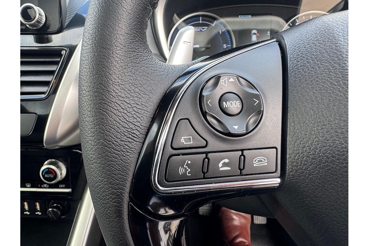 2024 Mitsubishi Eclipse Cross PHEV XLS PLUS YB