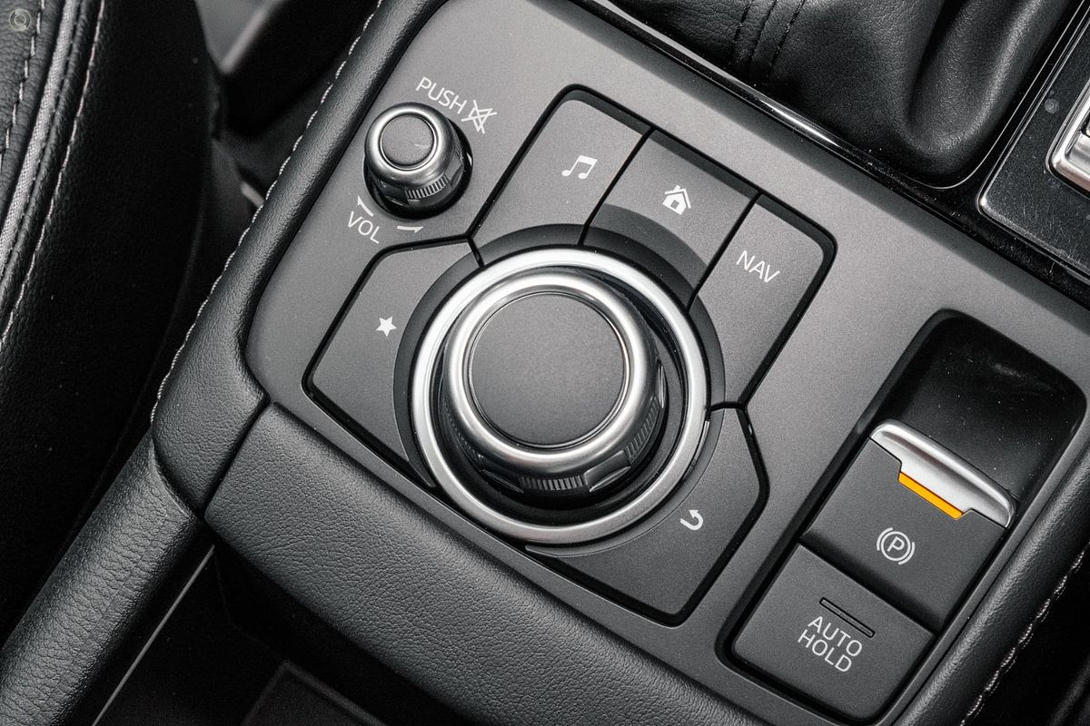 2025 Mazda CX-3 G20 Akari DK